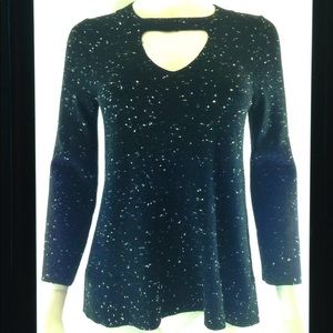 💋LOFT Petite Cut Out Keyhole Bell Sleeve Knit Top